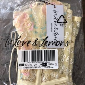 For love and Lemons Vintage Eyelet Rose Bustier in buttercream. XXS new with tag